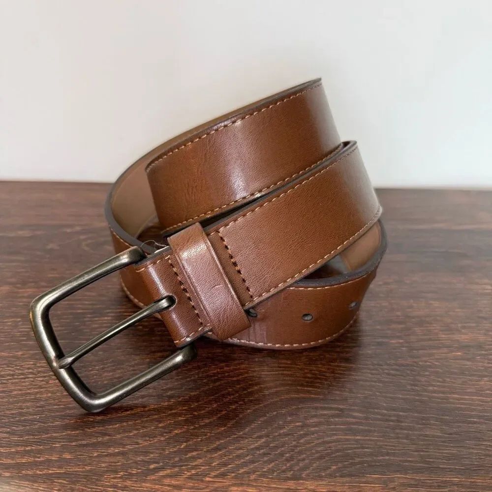Old Navy Men’s brown silver Belt small 29-35” 1.5”